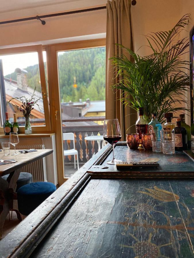 Cafe Schneider Appartments Sankt Anton am Arlberg Buitenkant foto