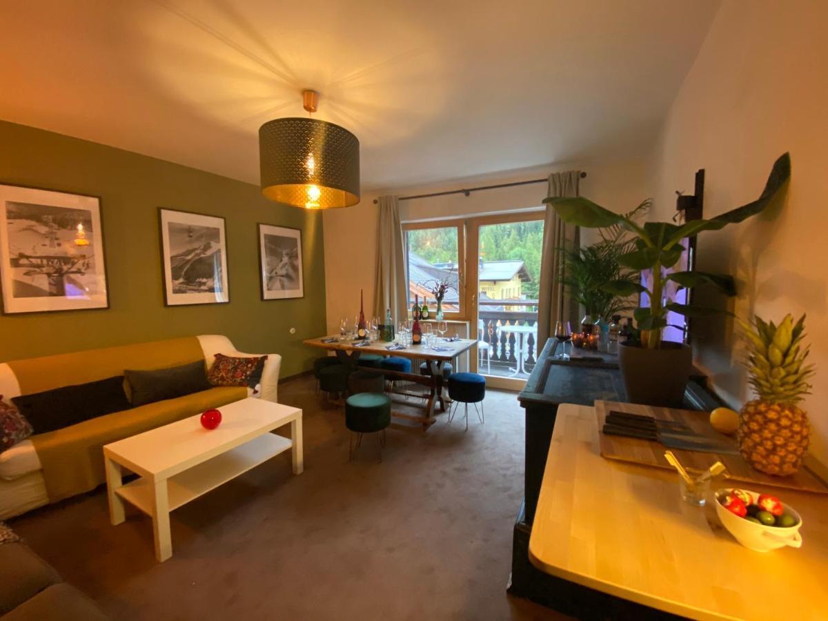 Cafe Schneider Appartments Sankt Anton am Arlberg Buitenkant foto