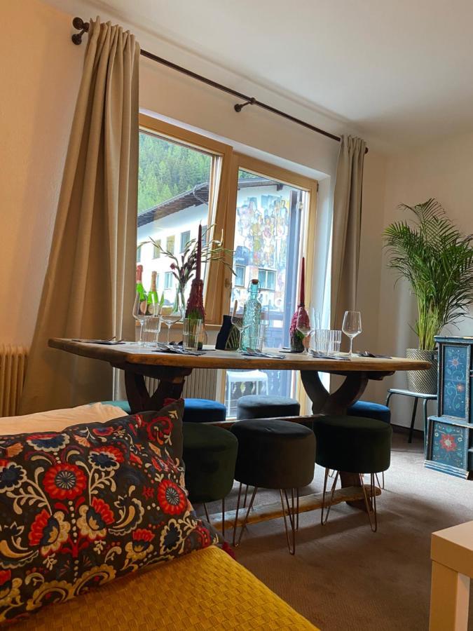 Cafe Schneider Appartments Sankt Anton am Arlberg Buitenkant foto