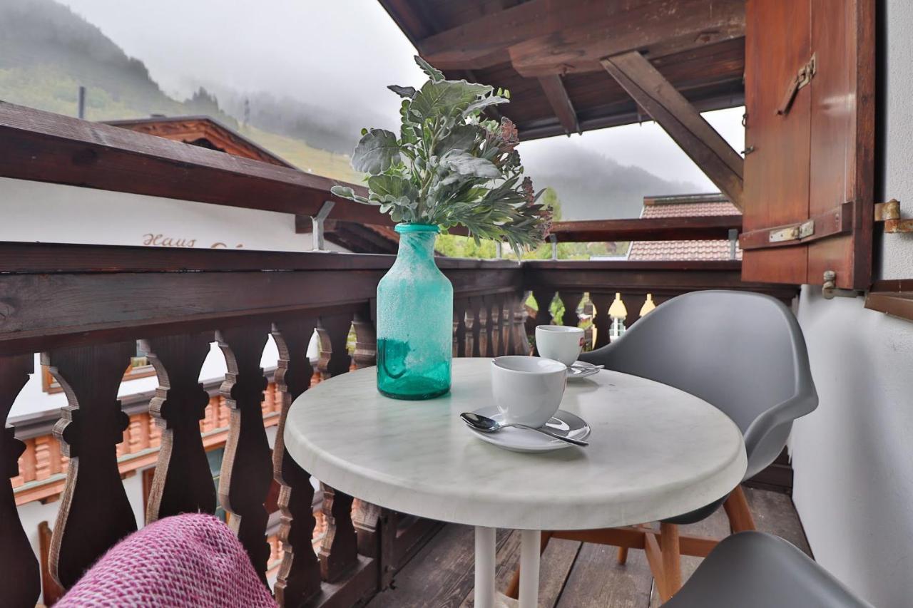 Cafe Schneider Appartments Sankt Anton am Arlberg Buitenkant foto